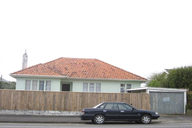 Photo of property in 211 Carrington Street, Vogeltown, New Plymouth, 4310