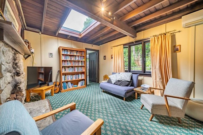 Photo of property in 345 Hebden Crescent, Kelson, Lower Hutt, 5010