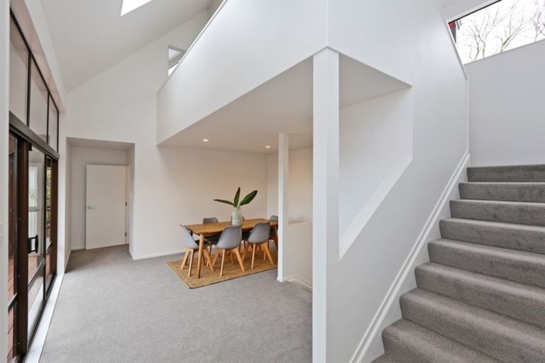 Photo of property in 9 Ridgeway Terrace, Taradale, Napier, 4112