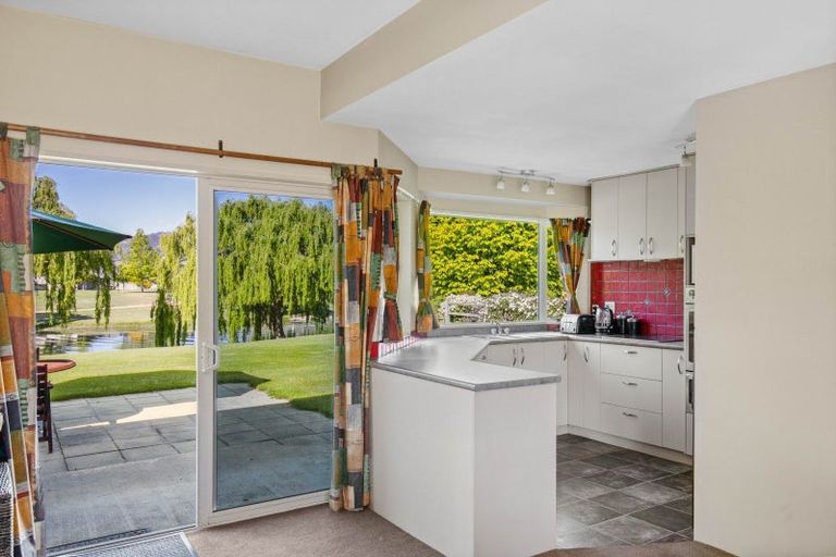 Photo of property in 27 Pisa Moorings Road, Mount Pisa, Cromwell, 9383