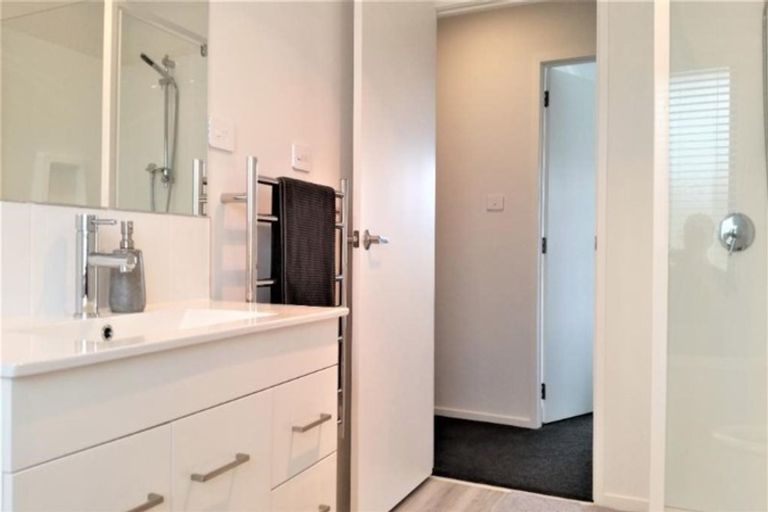 Photo of property in 6 Mercury Lane, Papamoa, 3118