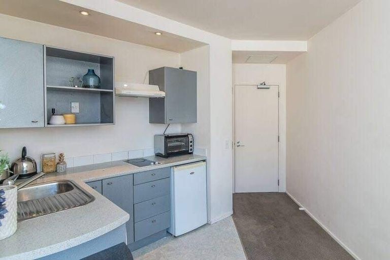 Photo of property in Hume House, 20/152 The Terrace, Wellington Central, Wellington, 6011