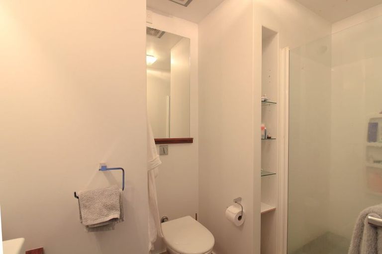 Photo of property in Hannahs Warehouse Apartments, 21/13 Leeds Street, Te Aro, Wellington, 6011