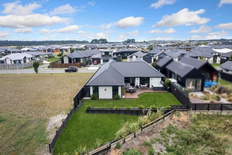 Photo of property in 55 Te Hurunui Drive, Pegasus, 7612