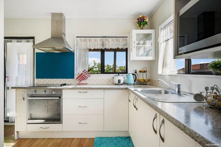 Photo of property in 225a Finlayson Avenue, Clendon Park, Auckland, 2103