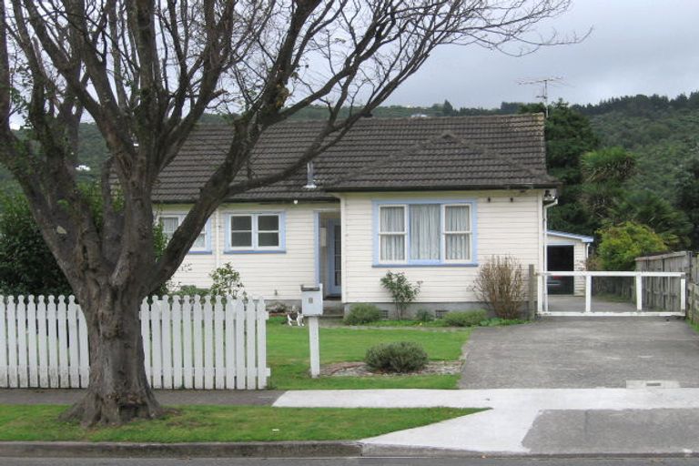 Photo of property in 9 Pearce Crescent, Taita, Lower Hutt, 5011