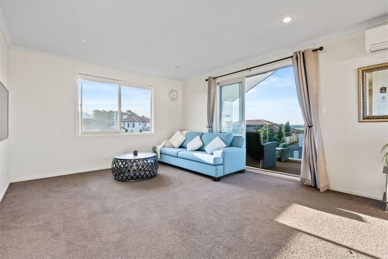 Photo of property in 50 Milano Boulevard, Karaka, Papakura, 2113