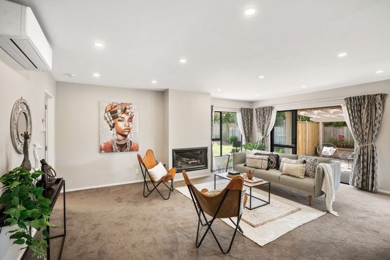 Photo of property in 10 Lorna Irene Drive, Raumati South, Paraparaumu, 5032