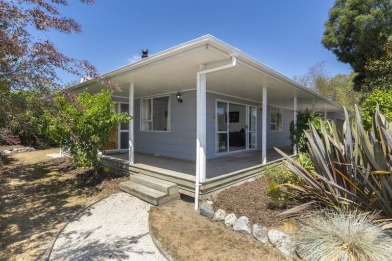 Photo of property in 20 Lord Rutherford Road North, Brightwater, 7022