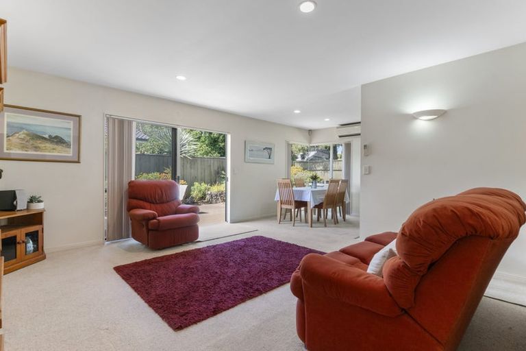 Photo of property in 27 Stanhope Road, Mount Wellington, Auckland, 1051