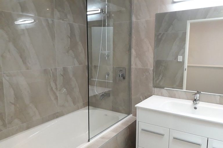 Photo of property in 30 Saddleback Crescent, Papakura, 2110