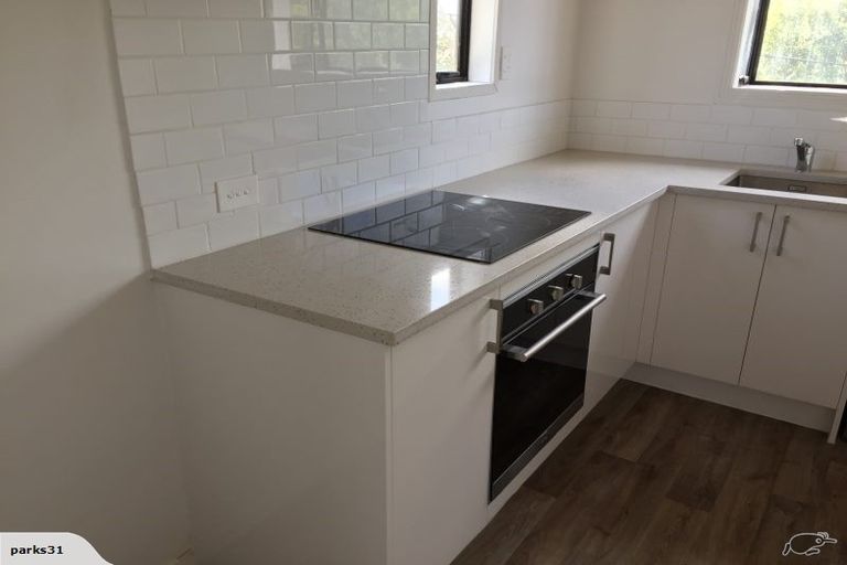 Photo of property in 1/108 Portage Road, New Lynn, Auckland, 0600