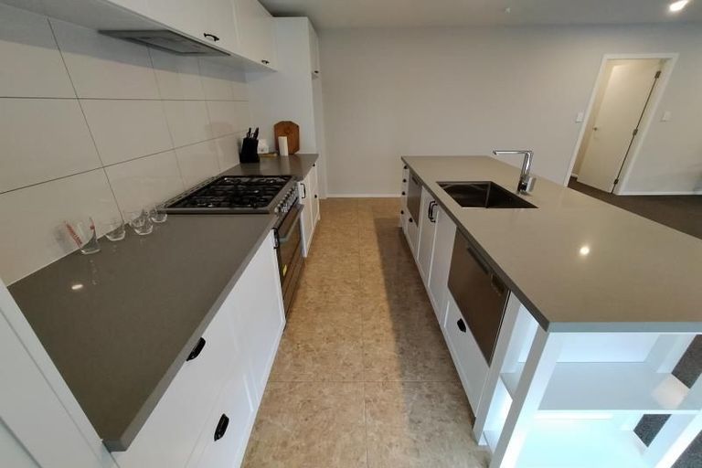 Photo of property in 35e Sussex Street, Levin, 5510