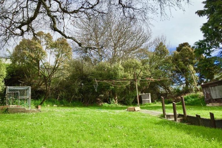 Photo of property in 3 Stone Street, Kenmure, Dunedin, 9011