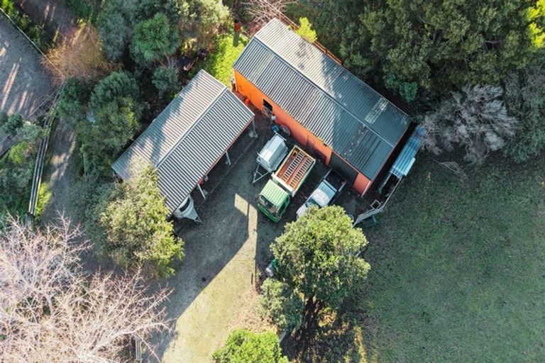 Photo of property in 215 Oyster Point Road, Kaukapakapa, Warkworth, 0984