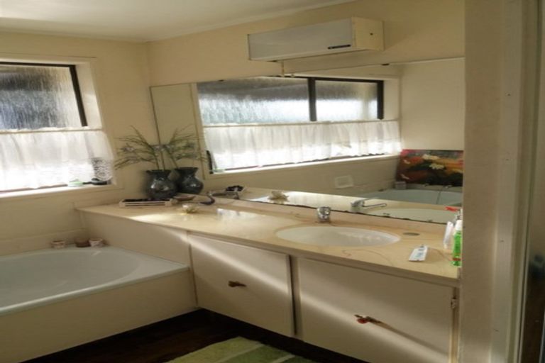 Photo of property in 29 Diorella Drive, Clover Park, Auckland, 2019