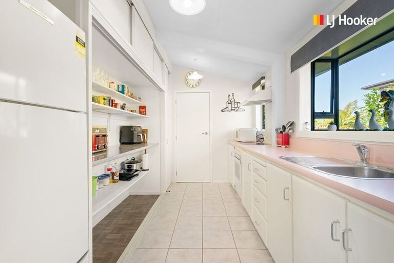 Photo of property in 29 Estuary Crescent, Fairfield, Dunedin, 9018