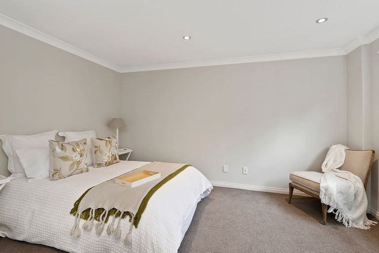 Photo of property in 21 Scotston Avenue, St Albans, Christchurch, 8052