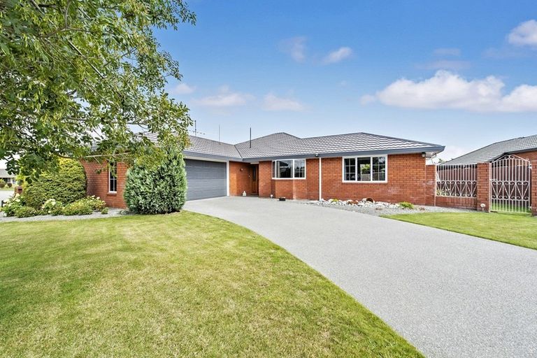 Photo of property in 3 Oldham Place, Darfield, 7510