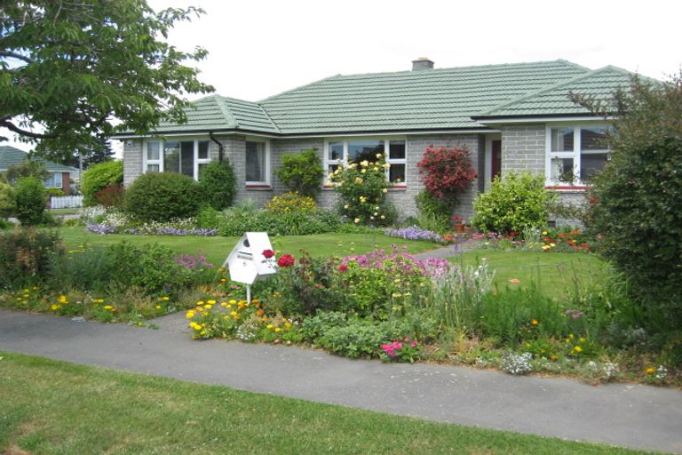 Photo of property in 6 Cotton Street, Shirley, Christchurch, 8061