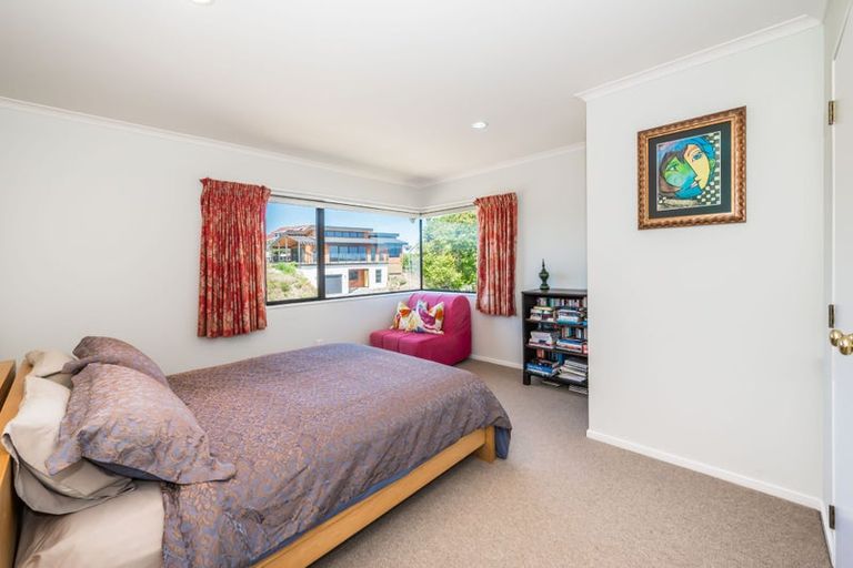 Photo of property in 46 Hicks Crescent, Waikanae Beach, Waikanae, 5036