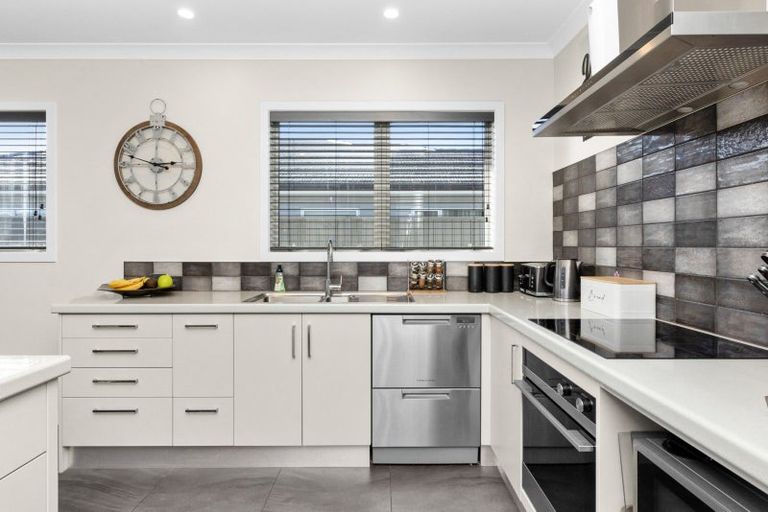 Photo of property in 22 Kaituna Place, Te Awa, Napier, 4110