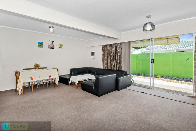 Photo of property in 2/20 Marne Road, Papakura, 2110