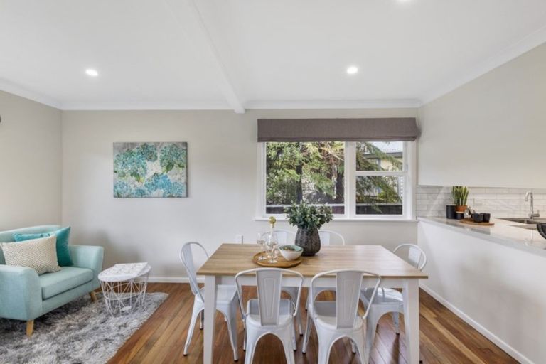 Photo of property in 32 Mcdonald Street, Taita, Lower Hutt, 5011