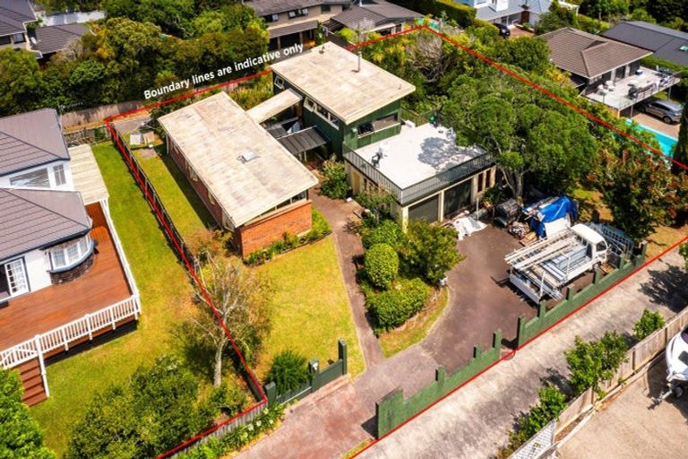 Photo of property in 78 Aberdeen Road, Campbells Bay, Auckland, 0620