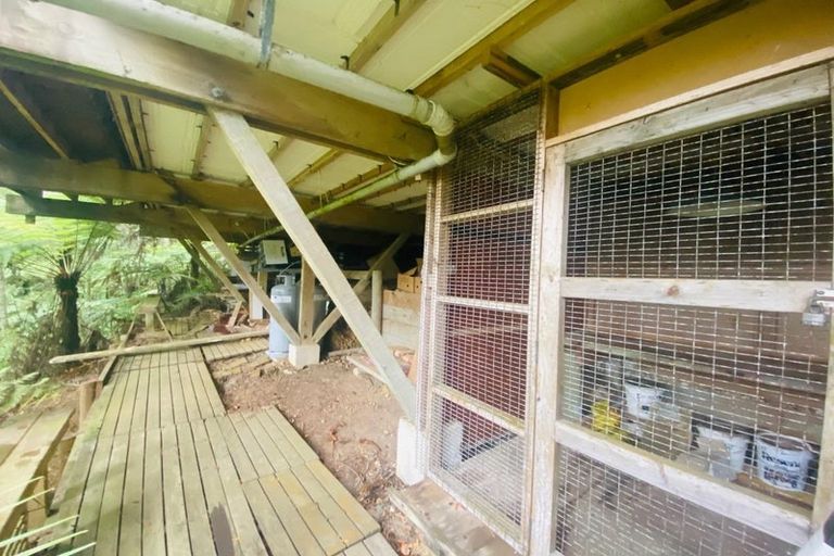 Photo of property in 52 Park Hill Road, Birkenhead, Auckland, 0626