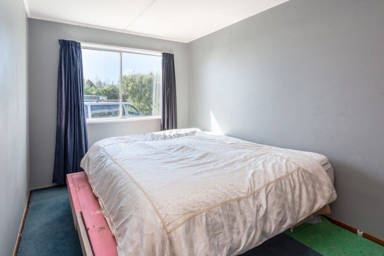 Photo of property in 6 Farrier Grove, Featherston, 5710