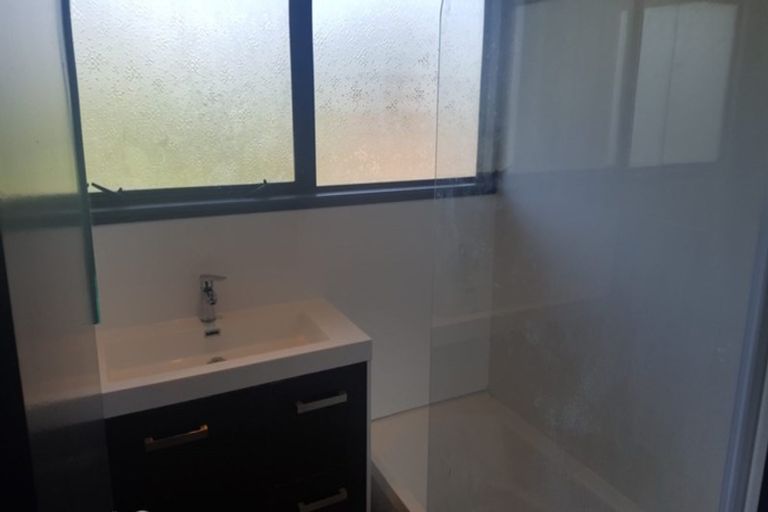 Photo of property in 2/36 Walmsley Road, Mangere, Auckland, 2022