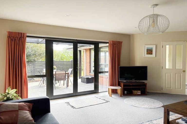 Photo of property in 35 Brigham Drive, Halswell, Christchurch, 8025