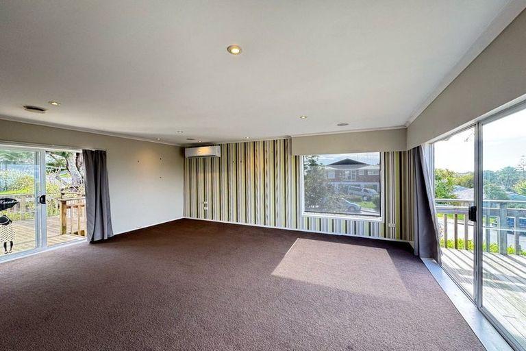 Photo of property in 86 Glamorgan Drive, Torbay, Auckland, 0630