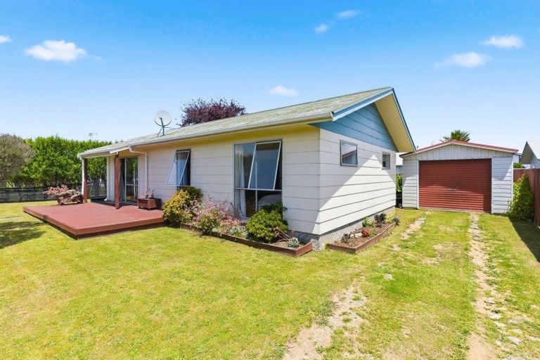 Photo of property in 2 Cargill Street, Levin, 5510