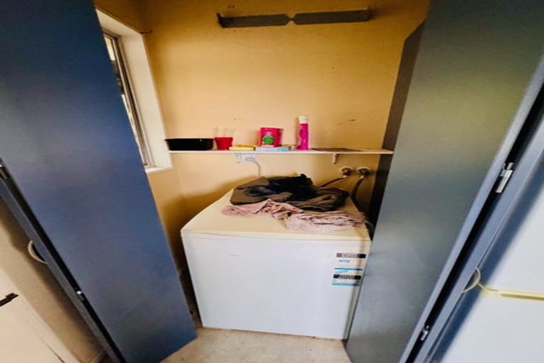 Photo of property in 17 Old Coach Road, Johnsonville, Wellington, 6037