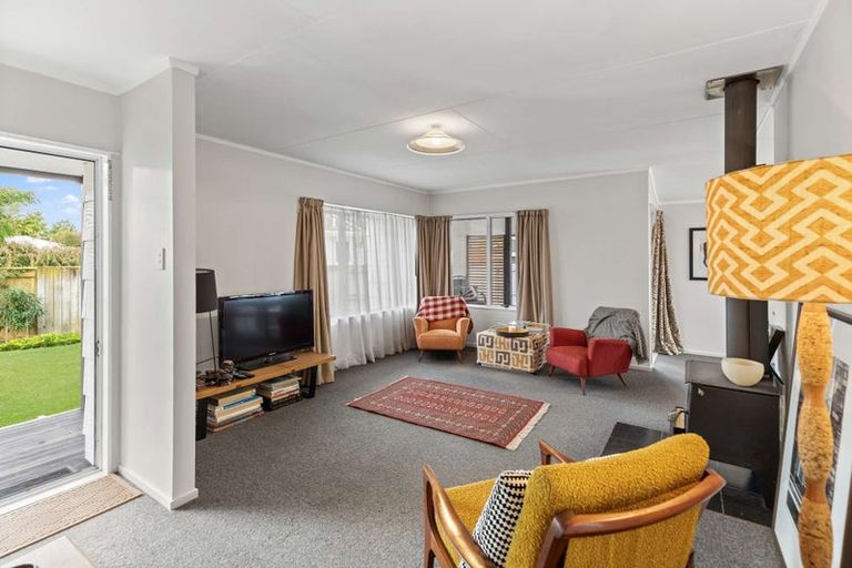 Photo of property in 8 Mercury Street, Milson, Palmerston North, 4414