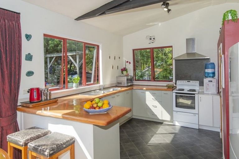 Photo of property in 1200 Pipiwai Road, Ruatangata West, Whangarei, 0176