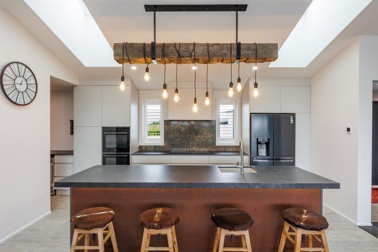 Photo of property in 12 Colquhoun Way, Kelvin Grove, Palmerston North, 4470