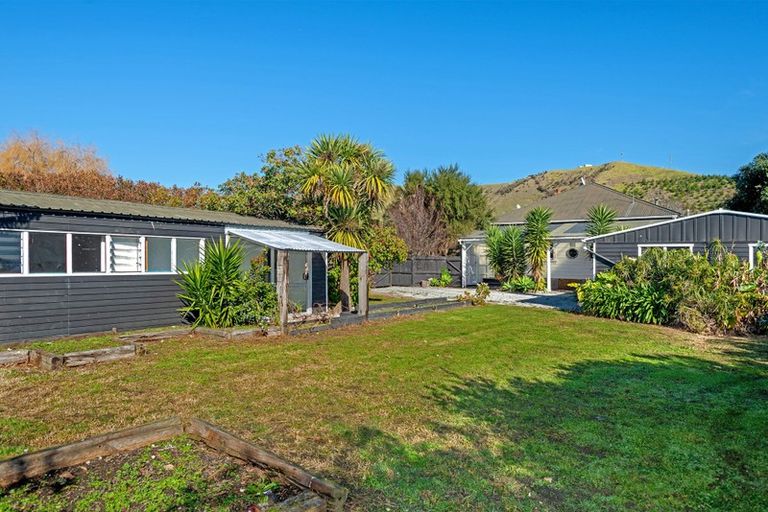 Photo of property in 40 Steele Road, Tamarau, Gisborne, 4010