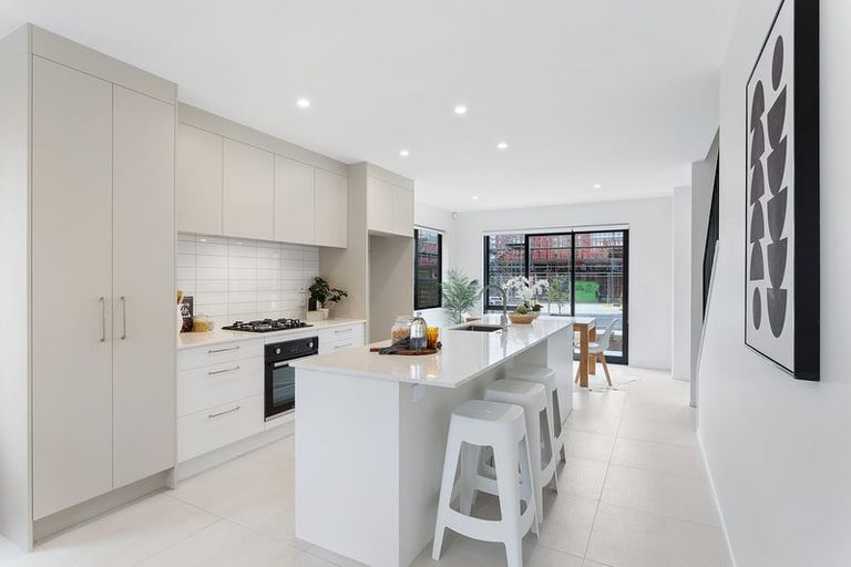 Photo of property in 9 Tuiri Lane, Manurewa, Auckland, 2102