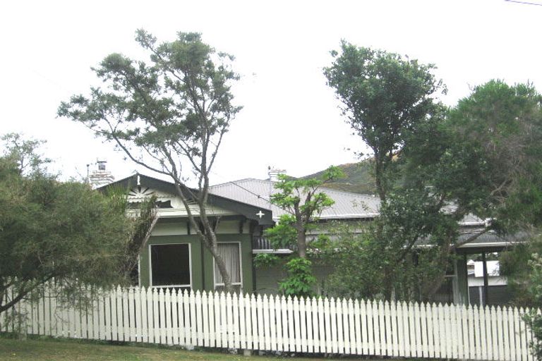 Photo of property in 12 Orari Street, Ngaio, Wellington, 6035