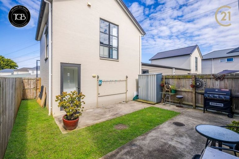 Photo of property in 18 Rere Close, Takanini, 2112