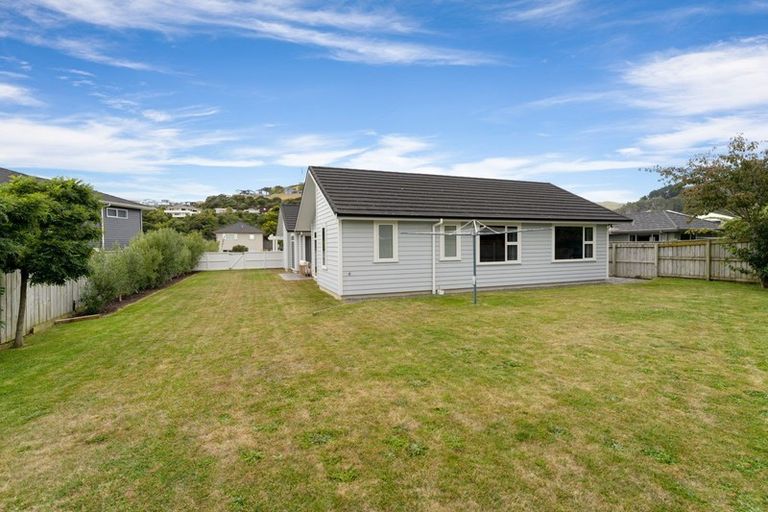 Photo of property in 46 Resolution Drive, Whitby, Porirua, 5024