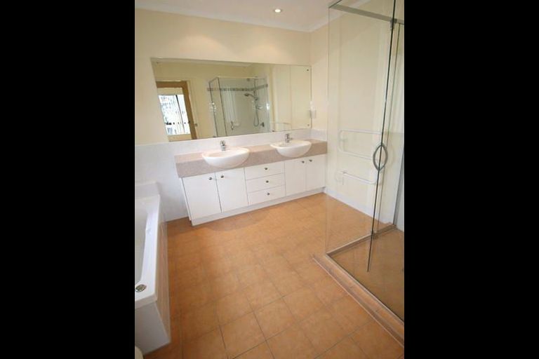 Photo of property in 35 Nautilus Drive, Gulf Harbour, Whangaparaoa, 0930