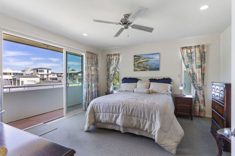 Photo of property in 301 Beach Road, Whangamata, 3620