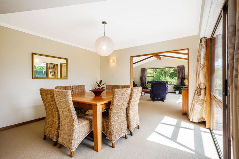 Photo of property in 309 Te Moana Road, Waikanae, 5036