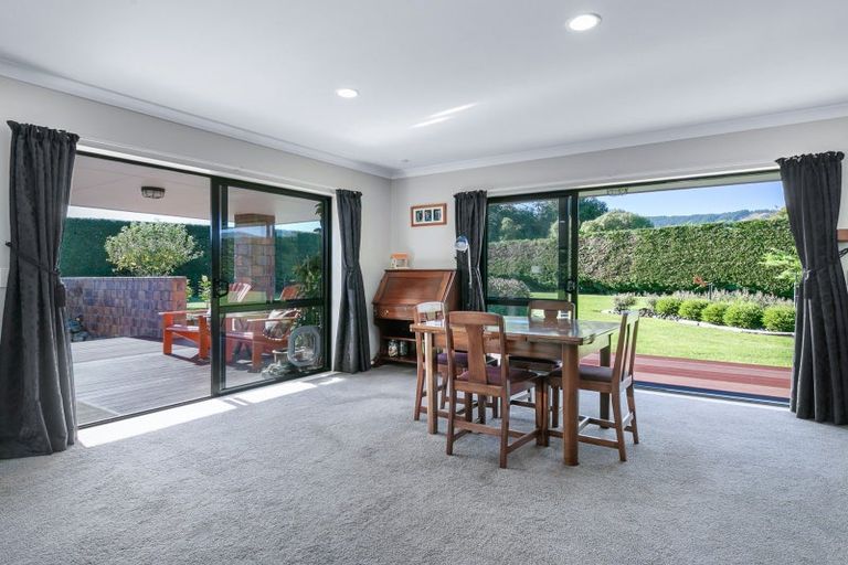 Photo of property in 47 Pohutukawa Drive, Levin, 5571