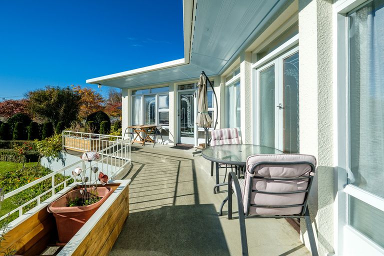 Photo of property in 35 Mount Cook Road, Fairlie, 7925