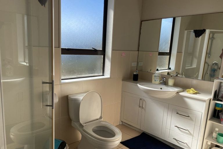 Photo of property in 5a Cartmel Avenue, Massey, Auckland, 0614